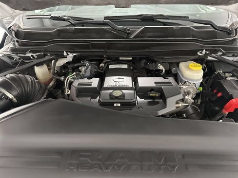 Used 2024 RAM 2500 Big Horn w/ Off Road Package AWD/4WD image 10