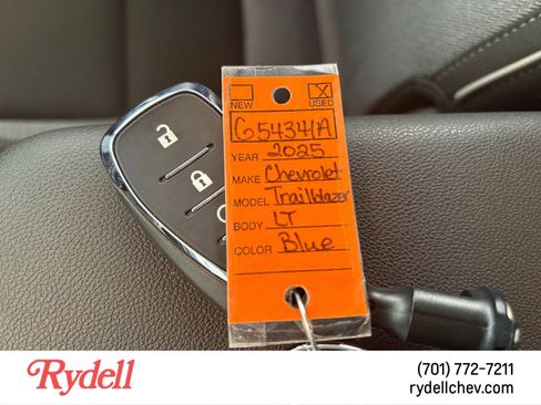 Used 2025 Chevrolet TrailBlazer LT w/ LT Cold Weather Package image 21