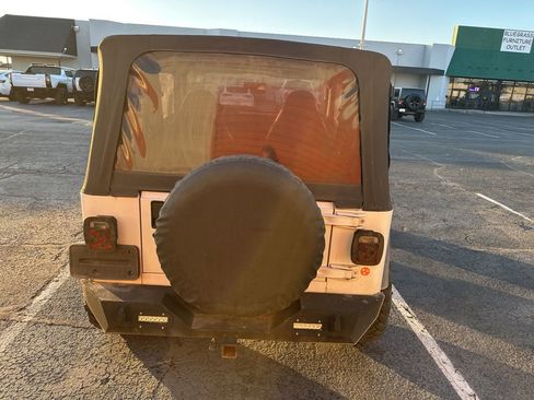Used 1998 Jeep Wrangler Sport image 6