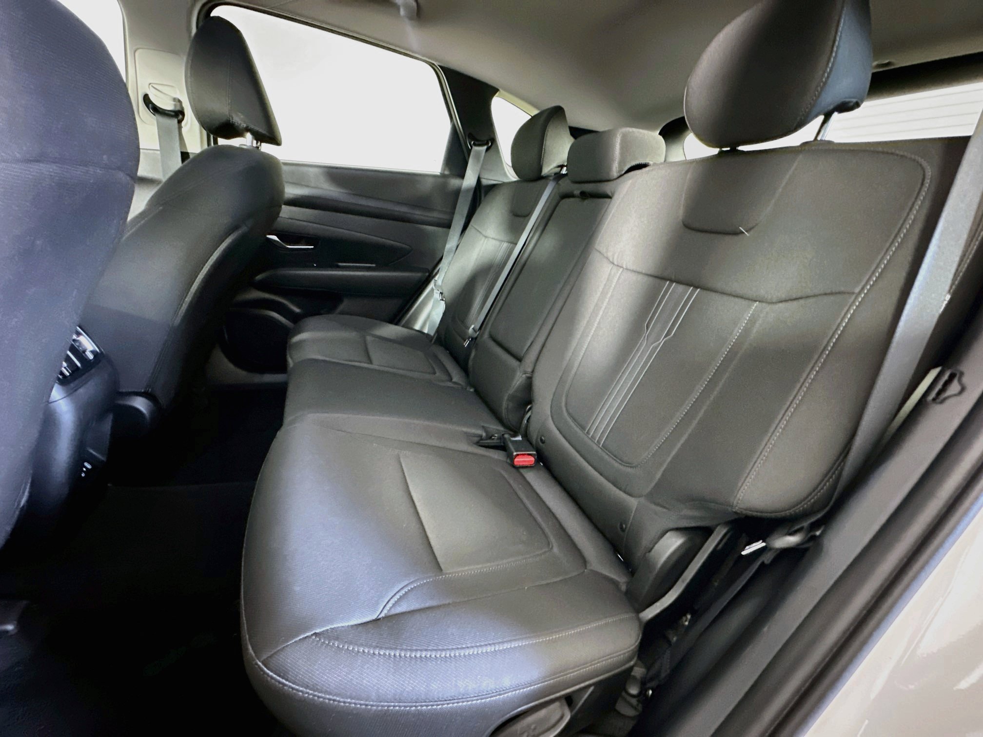 Used 2025 Hyundai Tucson SEL AWD/4WD image 28