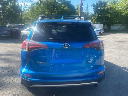 Used 2016 Toyota RAV4 XLE AWD/4WD image 7