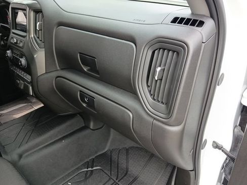 Used 2025 Chevrolet Silverado 1500 Custom RWD image 27