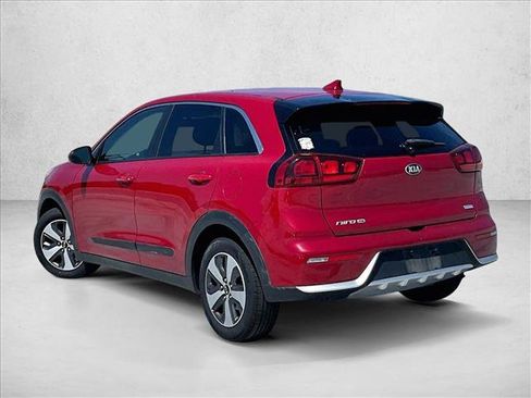 Used 2017 Kia Niro FE FWD image 11