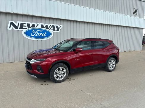 Used 2019 Chevrolet Blazer LT w/ Sound & Technology Package FWD image 28