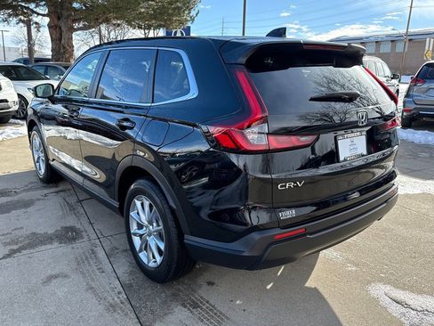 Certified 2026 Honda CR-V EX image 7