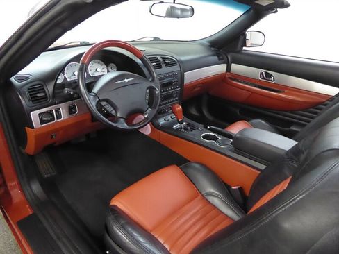 Used 2003 Ford Thunderbird Deluxe image 23