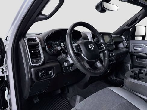 Used 2023 RAM 2500 Big Horn w/ Cold Weather Group AWD/4WD image 9