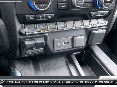 Used 2020 Chevrolet Silverado 2500 LTZ AWD/4WD image 24