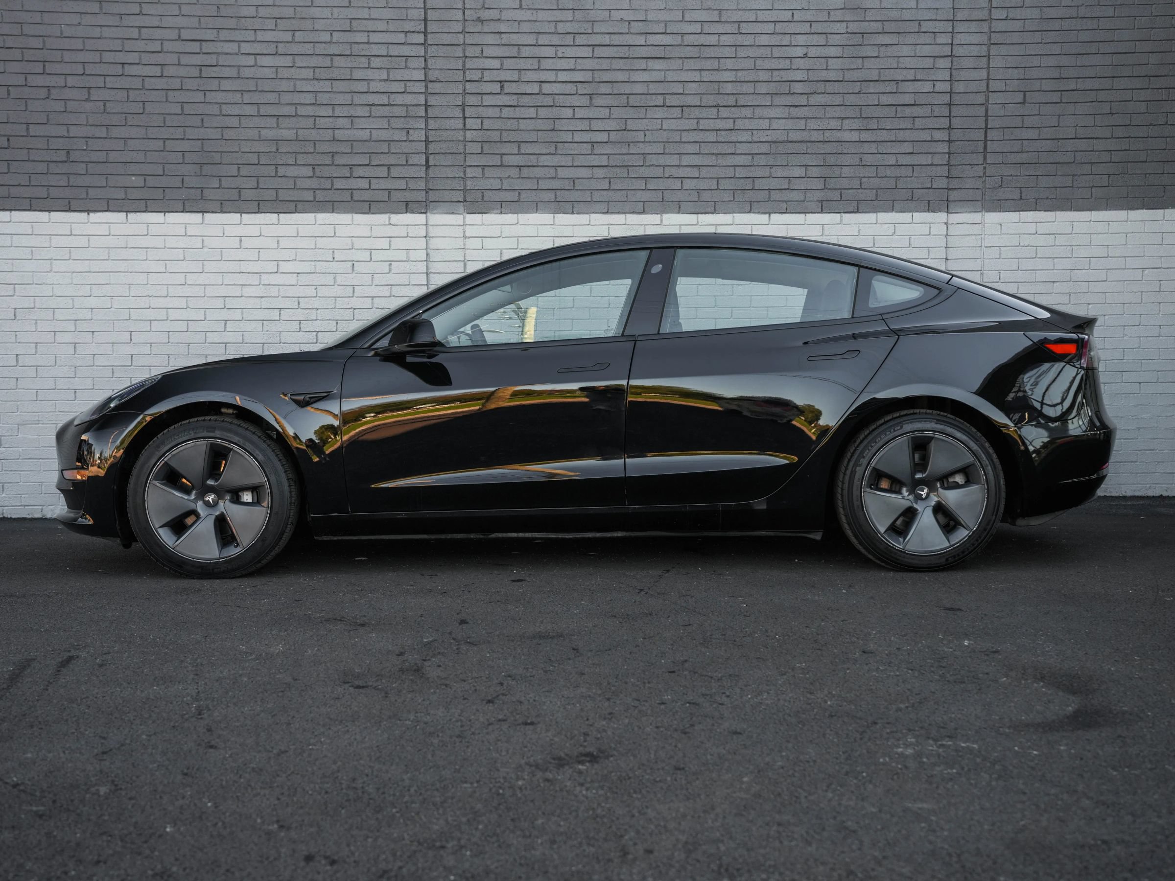 Used 2022 Tesla Model 3 RWD image 8