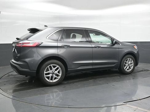Used 2024 Ford Edge SEL AWD/4WD image 2