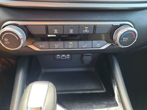 Used 2024 Nissan Altima 2.5 SR image 22