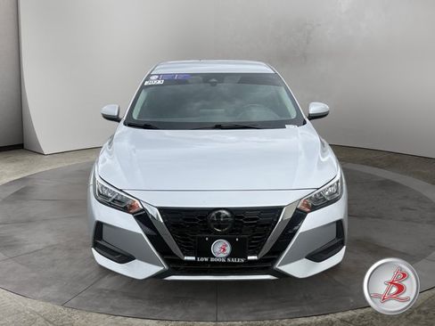 Used 2023 Nissan Sentra SV FWD image 2