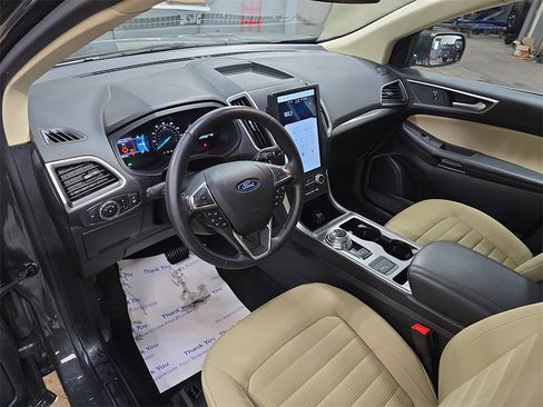 Used 2023 Ford Edge SEL w/ Convenience Package image 18