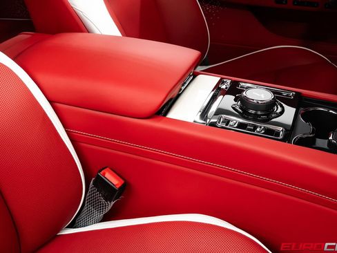 Used 2024 Rolls-Royce Spectre w/ Spectre Launch Package AWD/4WD image 33