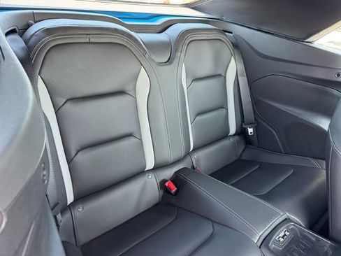 Certified 2022 Chevrolet Camaro SS w/ Design Package 3 RWD image 9