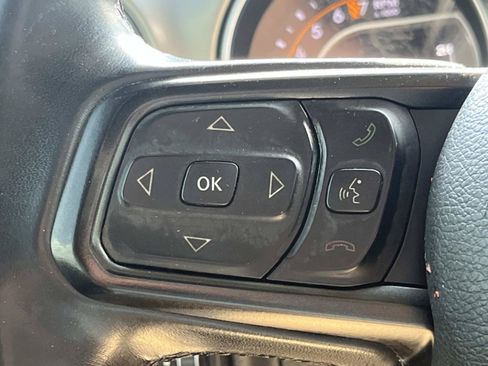 Used 2018 Jeep Wrangler Unlimited Sport S AWD/4WD image 29