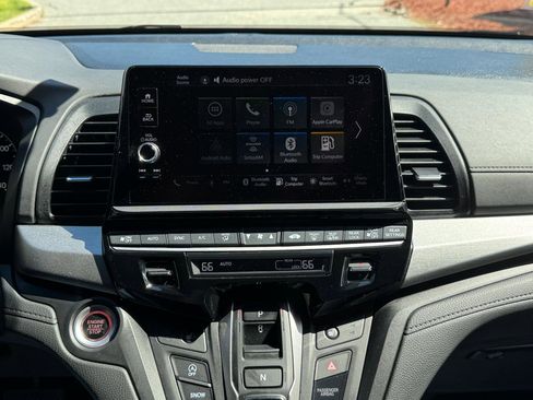 Used 2025 Honda Odyssey Sport-L image 22