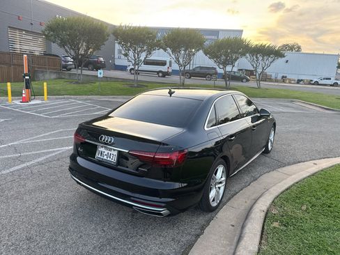 Used 2022 Audi A4 2.0T Premium Plus w/ Premium Plus Package AWD/4WD image 2