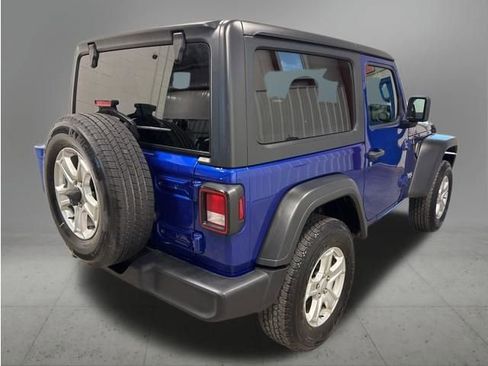 Used 2020 Jeep Wrangler Sport AWD/4WD image 5