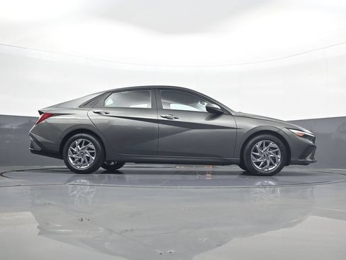 Certified 2024 Hyundai Elantra SEL FWD image 25