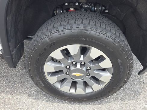 Used 2025 Chevrolet Silverado 2500 LT w/ All Star Edition AWD/4WD image 14