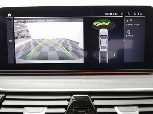 Certified 2023 BMW 530i xDrive w/ Premium Package image 12