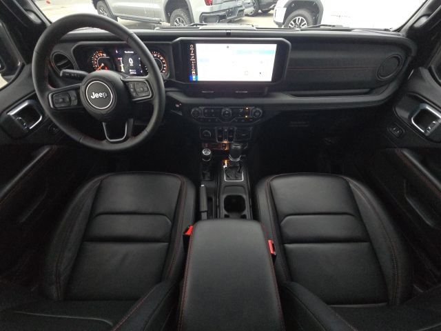 Used 2024 Jeep Gladiator Rubicon AWD/4WD image 39