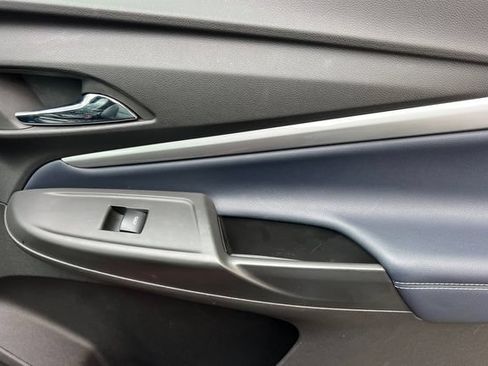 Used 2022 Chevrolet Bolt EUV Premier w/ Sun & Sound Package FWD image 22