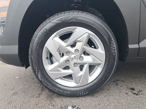 New 2026 Hyundai Kona SE image 29