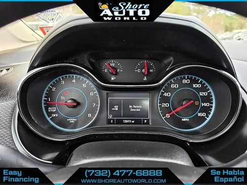 Used 2017 Chevrolet Cruze LT w/ Convenience Package FWD image 12