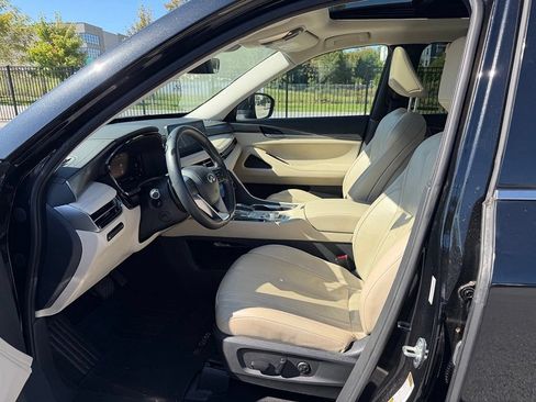 Certified 2023 INFINITI QX60 Luxe w/ Cargo Package AWD/4WD image 8
