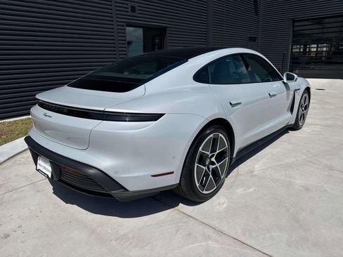 Used 2025 Porsche Taycan RWD image 11