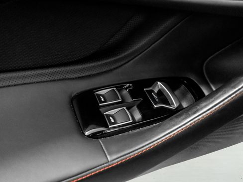 Used 2023 McLaren GT image 42