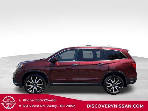Used 2022 Honda Pilot Touring image 9