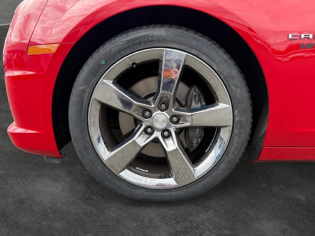 Used 2010 Chevrolet Camaro SS w/ RS Package RWD image 5