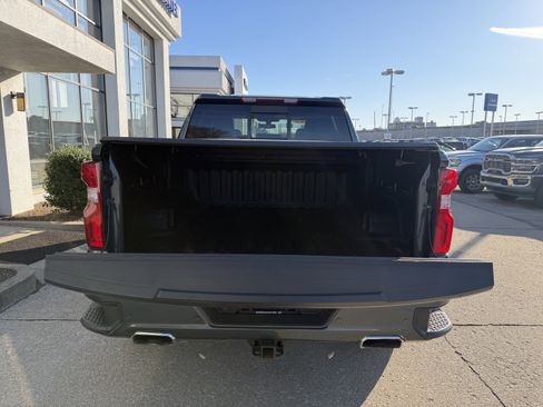 Used 2021 Chevrolet Silverado 1500 RST w/ Convenience Package II image 13