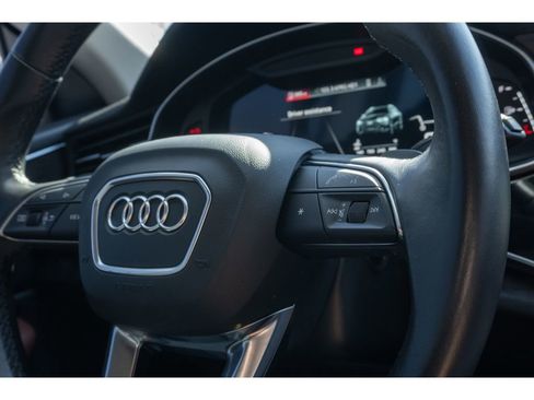 Used 2022 Audi Q8 Premium Plus image 26