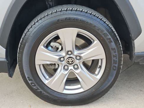Certified 2024 Toyota RAV4 XLE w/ Convenience Package FWD image 13