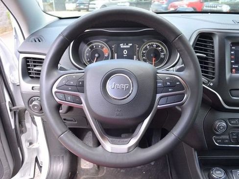 Used 2021 Jeep Cherokee Latitude Lux AWD/4WD image 16