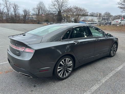 Used 2017 Lincoln MKZ Reserve image 6