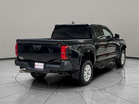 Used 2024 Toyota Tacoma SR image 7