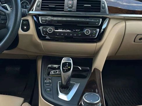 Used 2017 BMW 330i xDrive Sedan image 29