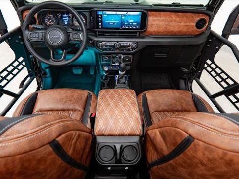 Used 2026 Jeep Gladiator Sport image 2