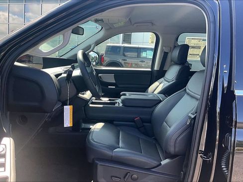 New 2027 Ford Expedition Active AWD/4WD image 9