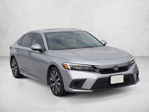 Used 2024 Honda Civic EX image 3