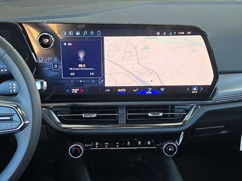 New 2026 Chevrolet Equinox EV LT image 13