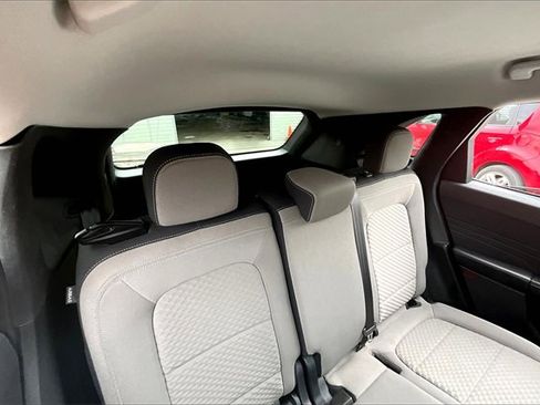 Used 2021 Ford Escape SE image 30