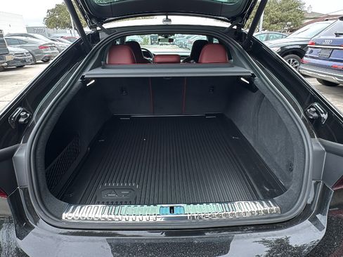 Used 2025 Audi S7 Prestige w/ Prestige Package image 24