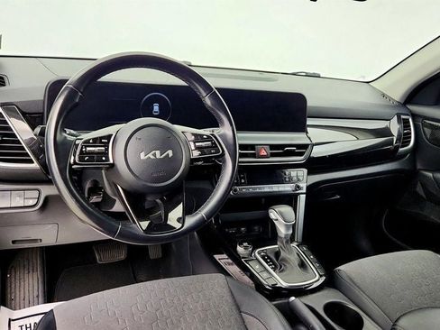 Used 2024 Kia Seltos S AWD/4WD image 28