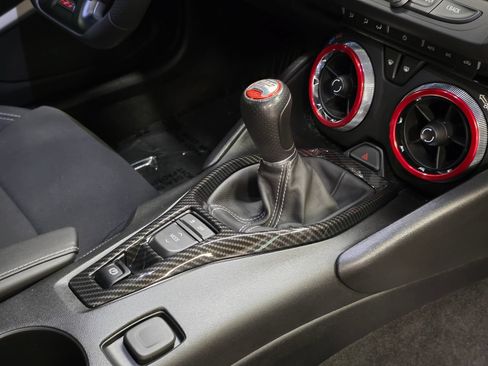 Used 2020 Chevrolet Camaro SS RWD image 37